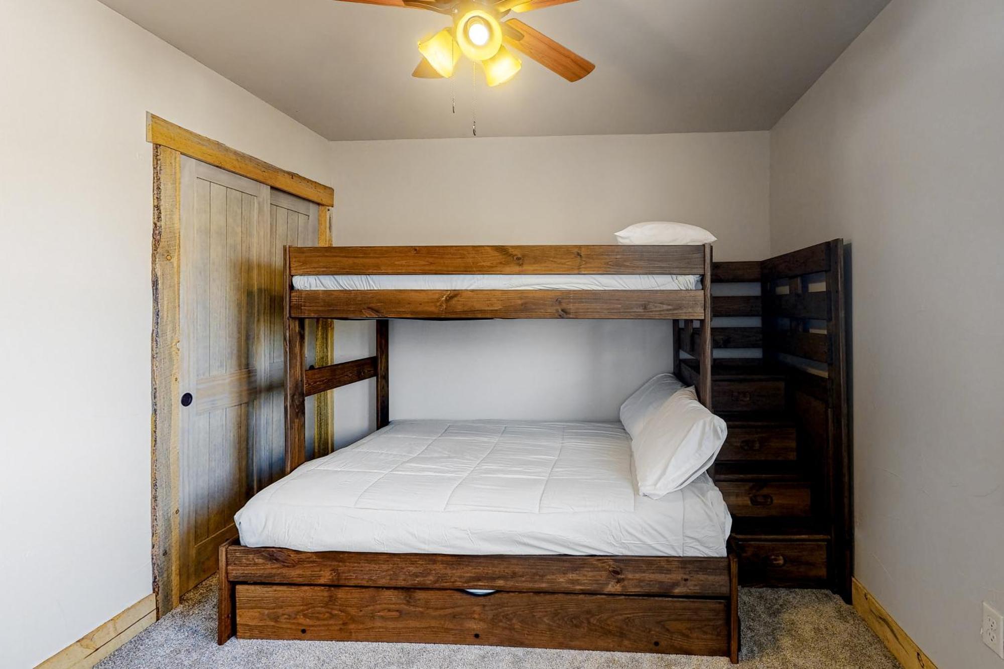 Cabin Getaway & Stonewood Lodge グランドレイク 部屋 写真