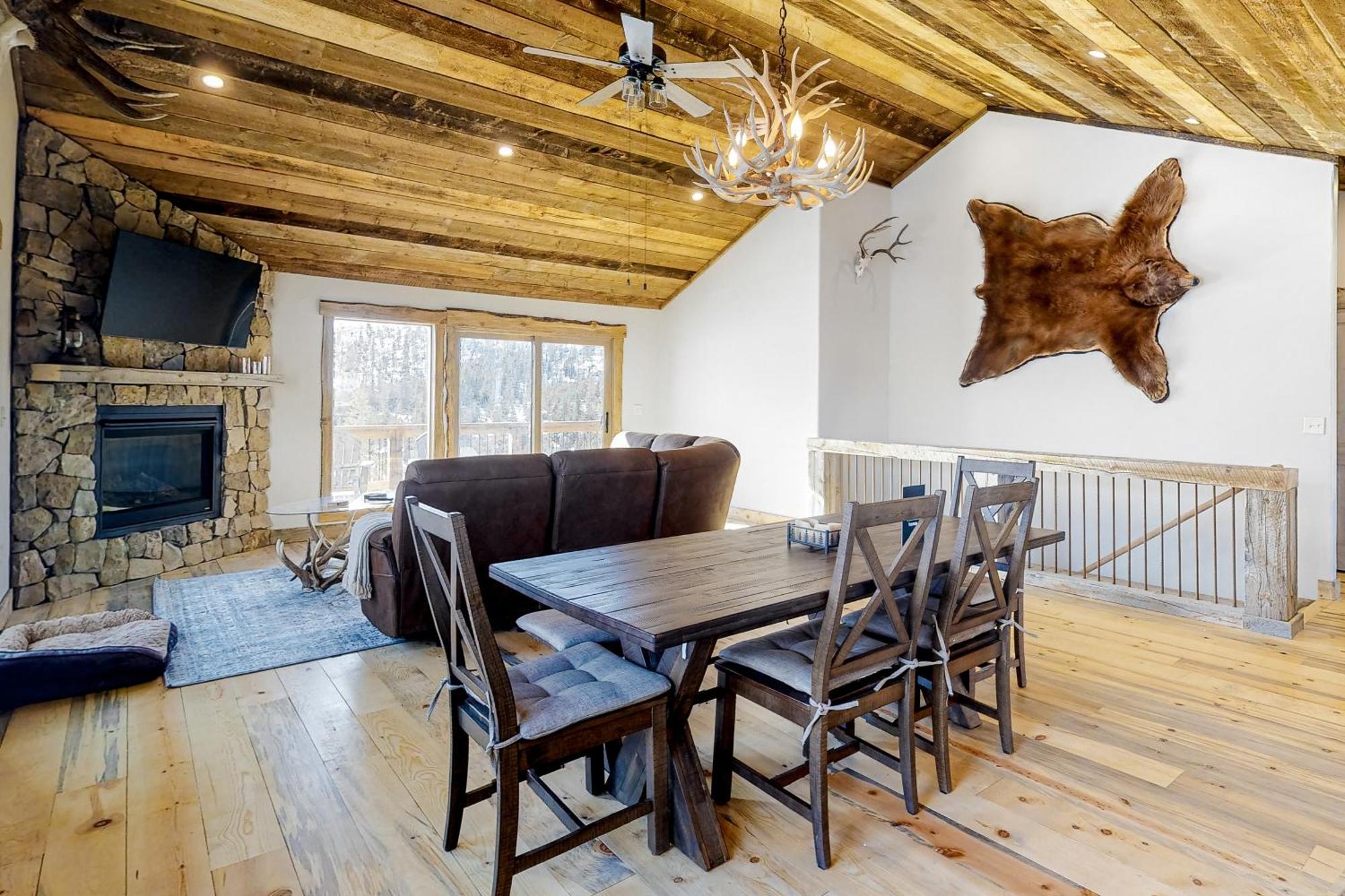 Cabin Getaway & Stonewood Lodge グランドレイク 部屋 写真